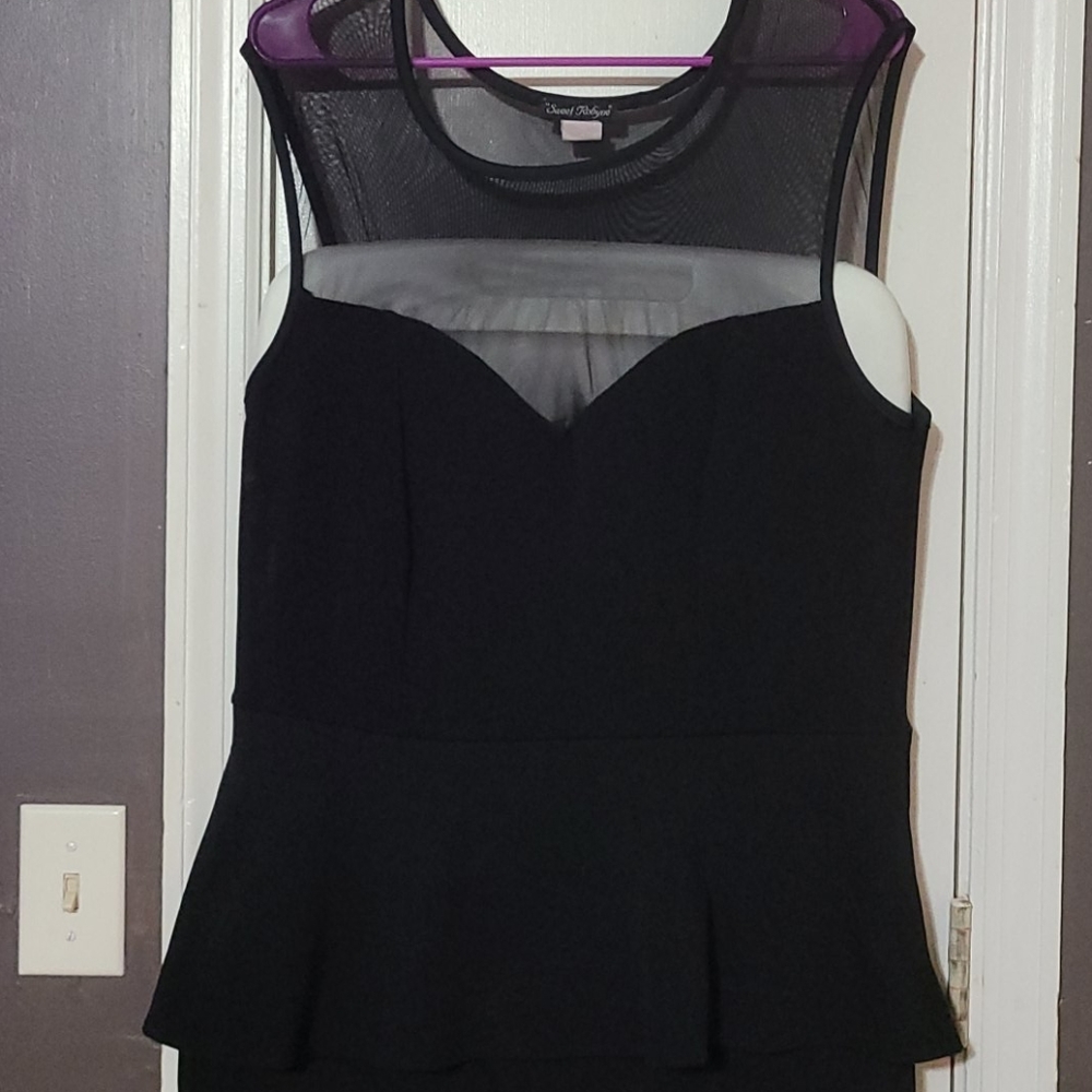 Sweet Robyne Black peplum dress - Picture 2 of 8